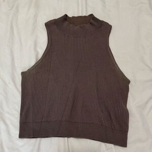 Uniqlo Sleeveless Ribbed Mock Neck Tank Top - Brown